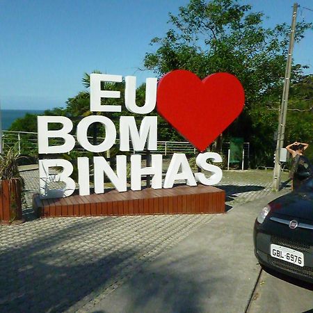 Apartamento 12 - Bombinhas - 200 Metros Da Praia Exteriör bild