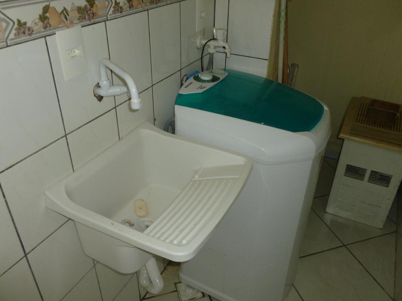 Apartamento 12 - Bombinhas - 200 Metros Da Praia Exteriör bild